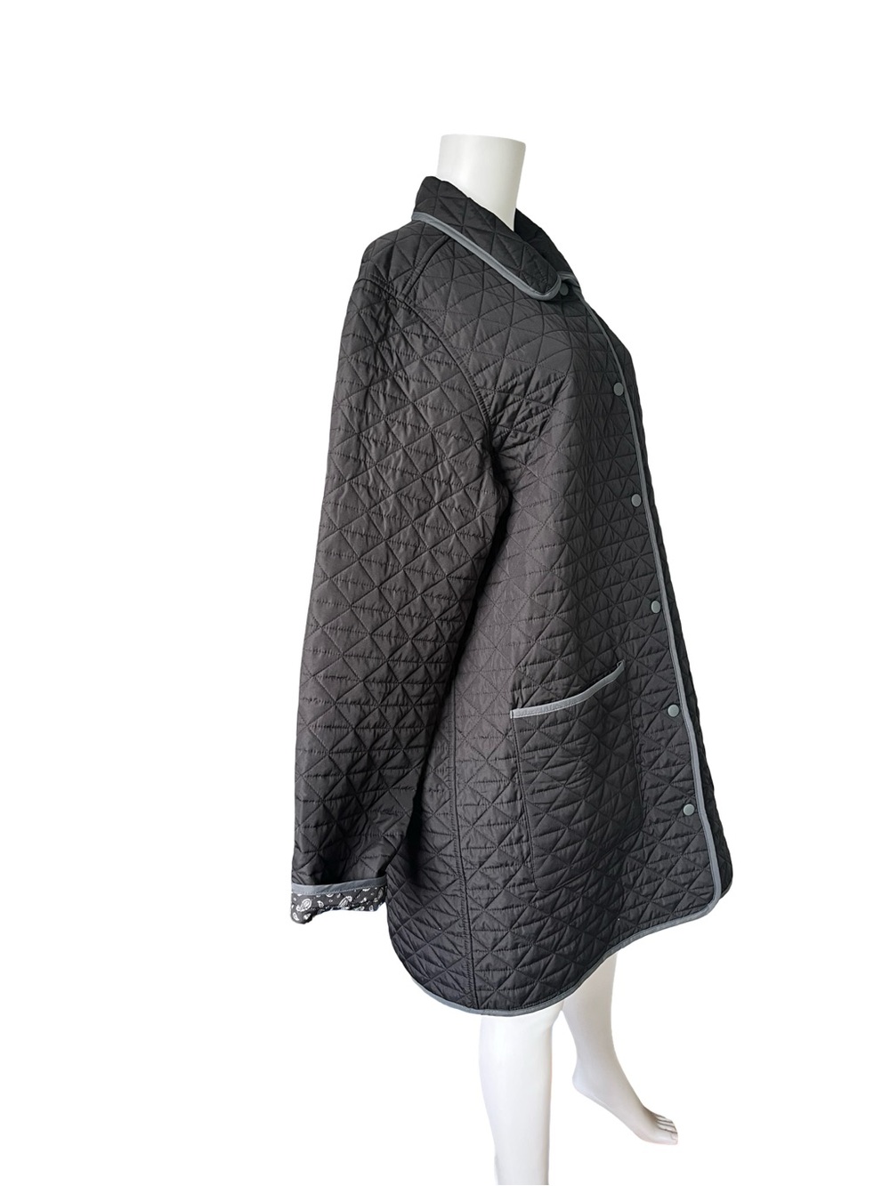 Lands End Reversible Quilted Barn Jacket Black Gray Paisley Womens Size XLT - Picture 4 of 12